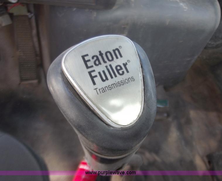 image for item A5385 1995 Ford LTA9000 semi truck