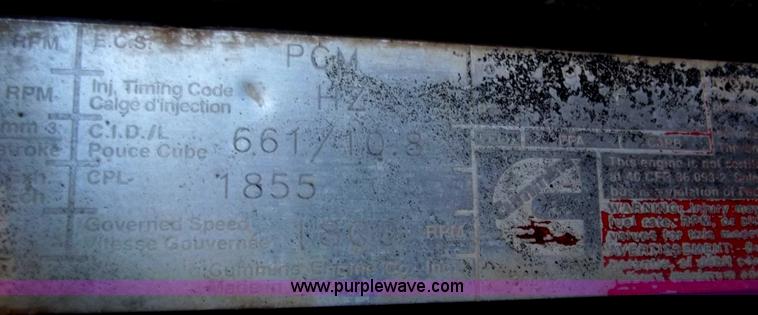 image for item A5385 1995 Ford LTA9000 semi truck