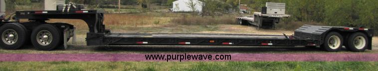 image for item B2022 1985 Hobbs 35 ton 48' extendable double drop deck trailer