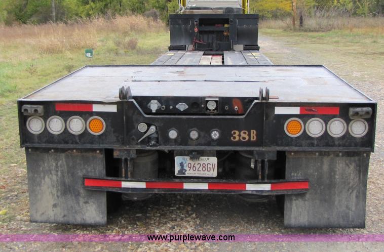 image for item B2022 1985 Hobbs 35 ton 48' extendable double drop deck trailer
