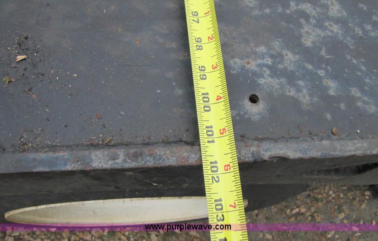 image for item B2022 1985 Hobbs 35 ton 48' extendable double drop deck trailer