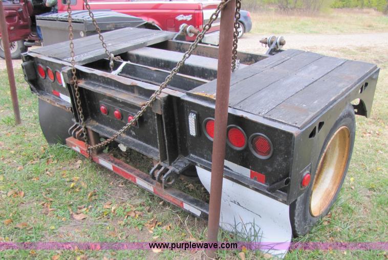 image for item B2022 1985 Hobbs 35 ton 48' extendable double drop deck trailer