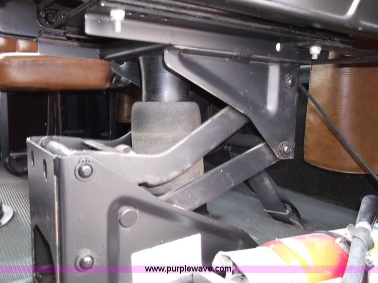 image for item B5026 1996 Freightliner FLD120 semi truck