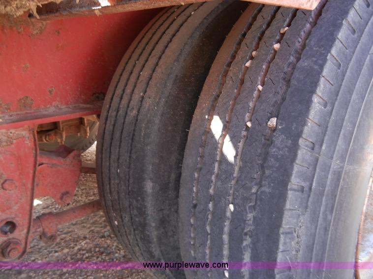 image for item B7501 1975 Transcraft drop deck trailer