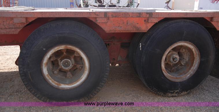 image for item B7501 1975 Transcraft drop deck trailer