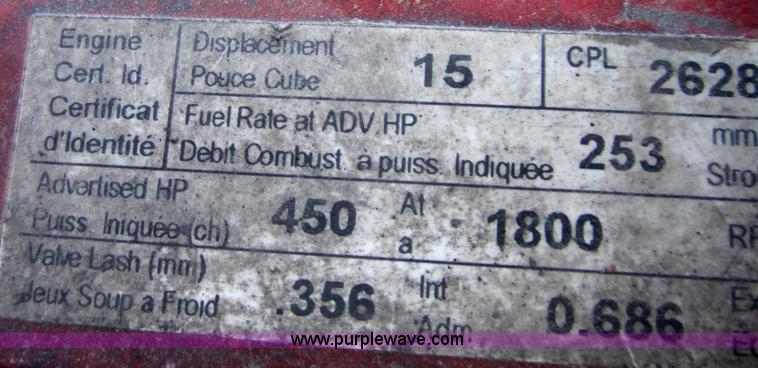 image for item C5153 2001 International 9900i semi truck