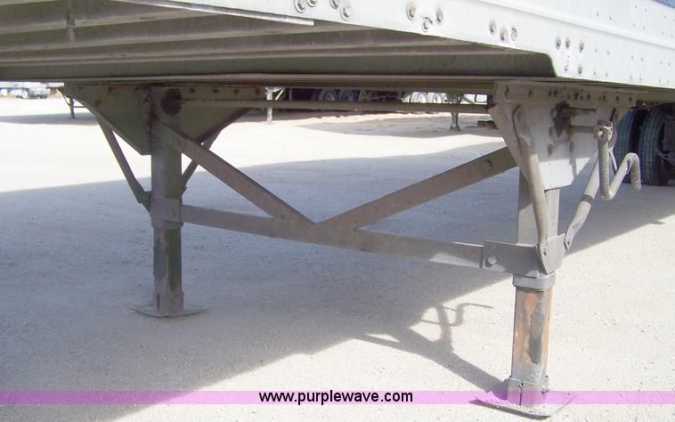 image for item D8545 2000 Great Dane 7411TS-SA 48' trailer