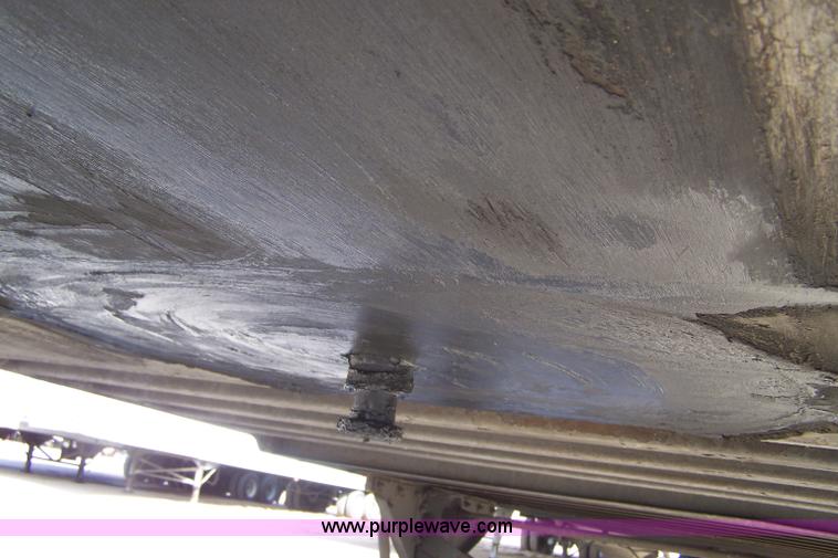 image for item D8545 2000 Great Dane 7411TS-SA 48' trailer