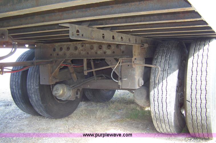 image for item D8546 2000 Great Dane 7411TP-SA 48' box trailer