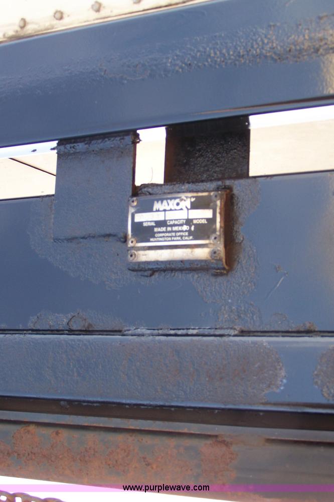 image for item D8547 1999 Great Dane 7411TP-SA 48' box trailer