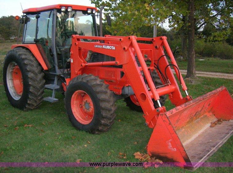 image for item A1495 2002 Kubota M120 MFWD tractor with loader