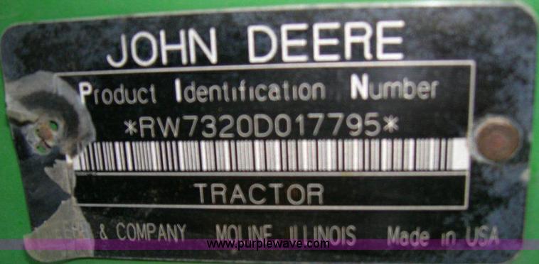 image for item A1496 2005 John Deere 7320 MFWD tractor