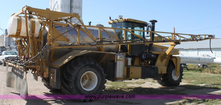 image for item A2929 2000 Terra Gator 6103 sprayer