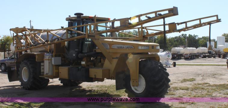 image for item A2929 2000 Terra Gator 6103 sprayer