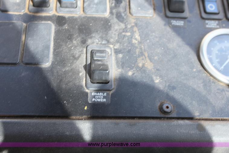 image for item A2929 2000 Terra Gator 6103 sprayer