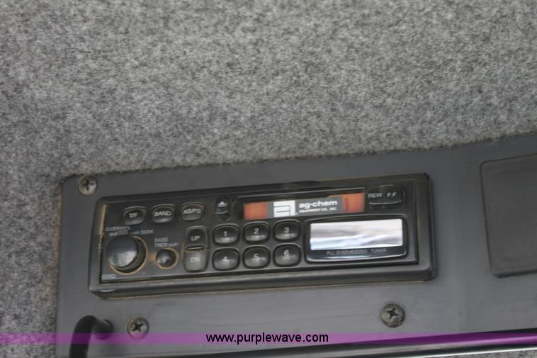 image for item A2929 2000 Terra Gator 6103 sprayer