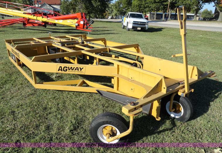 image for item A3178 Agway Accumul 8 bale stacker