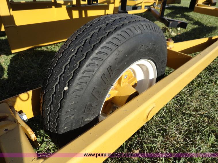 image for item A3178 Agway Accumul 8 bale stacker