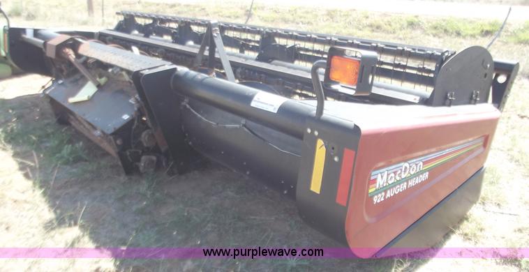 image for item A5368 2002 Mac Don 922 16' auger header