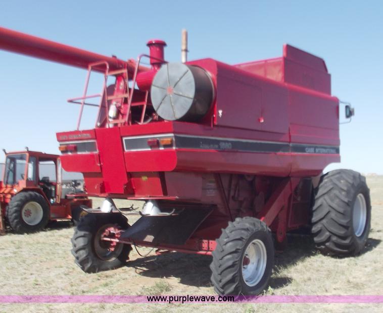 image for item A5370 Case IH 1680 combine