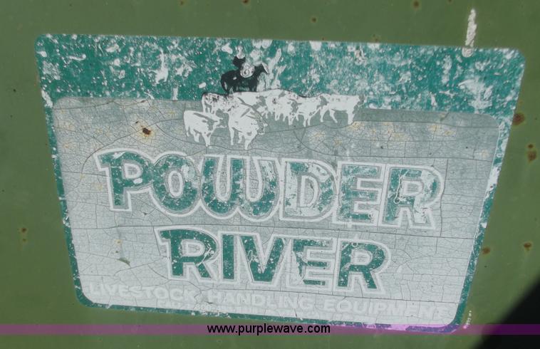 image for item A5376 Powder River portable squeeze chute
