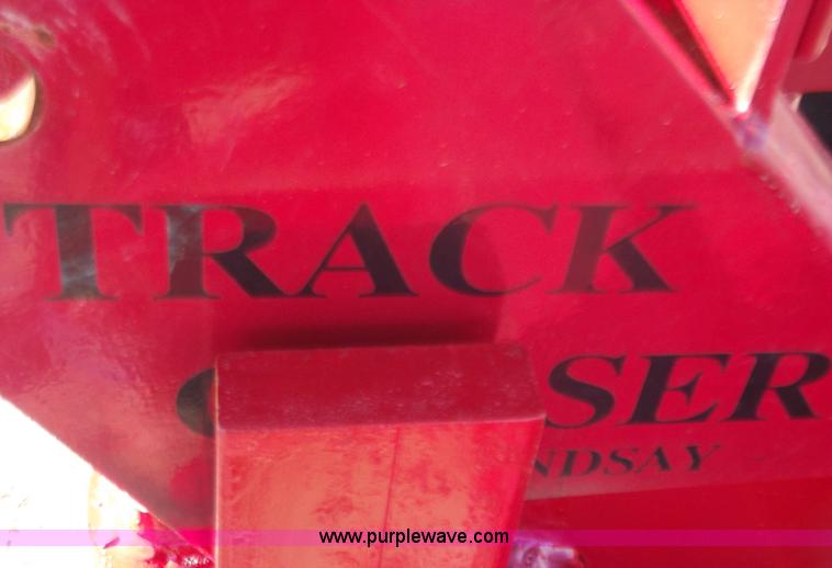 image for item A5377 2010 Lindsay pivot track closer