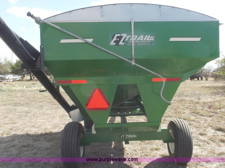 image for item A5380 2010 E-Z Trail 3400 gravity wagon