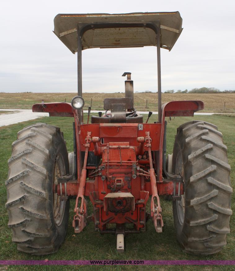 image for item A6508 1971 International 656 tractor