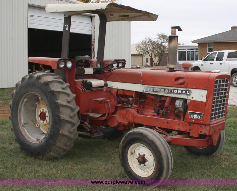 image for item A6508 1971 International 656 tractor
