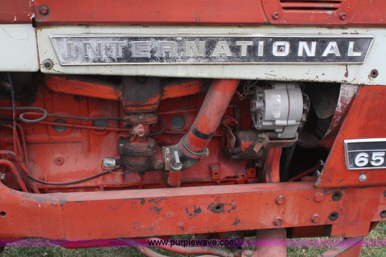 image for item A6508 1971 International 656 tractor