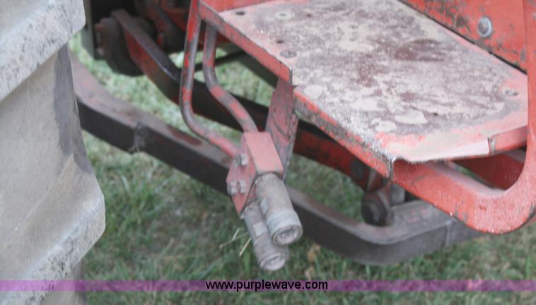 image for item A6508 1971 International 656 tractor