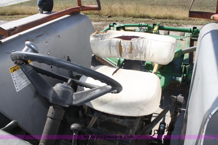 image for item A6515 1976 White Field Boss 2-70 tractor