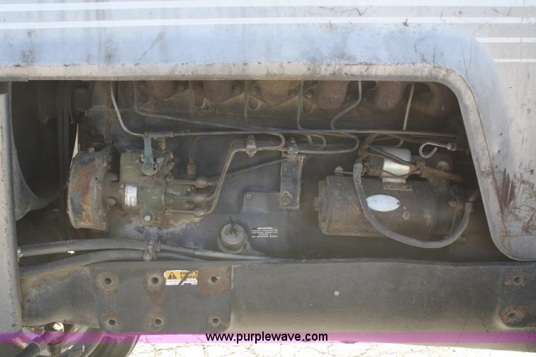 image for item A6515 1976 White Field Boss 2-70 tractor