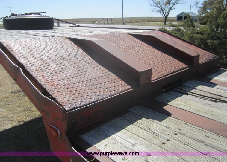 image for item B5515 1979 Delta flatbed trailer