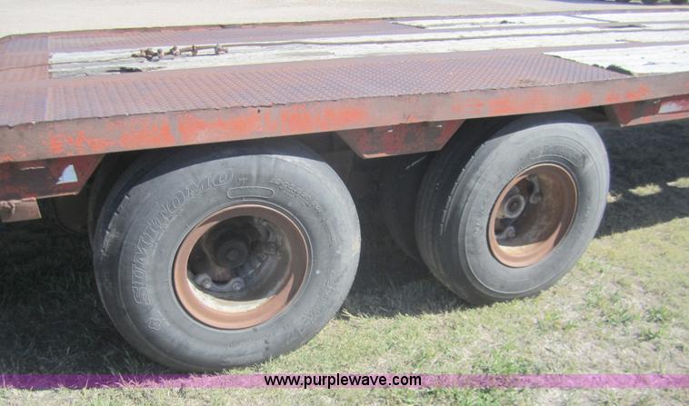 image for item B5515 1979 Delta flatbed trailer