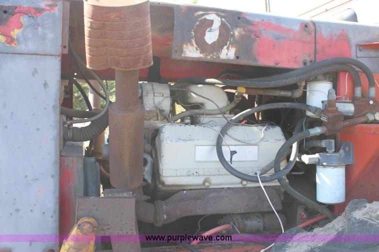 image for item B8520 1968 Versatile 4WD tractor