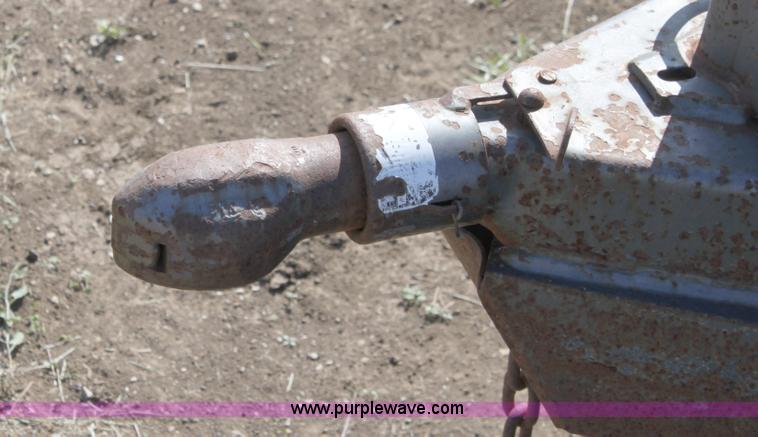 image for item B8560 1998 WW 18' tandem axle livestock trailer