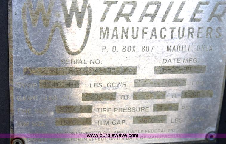 image for item B8560 1998 WW 18' tandem axle livestock trailer