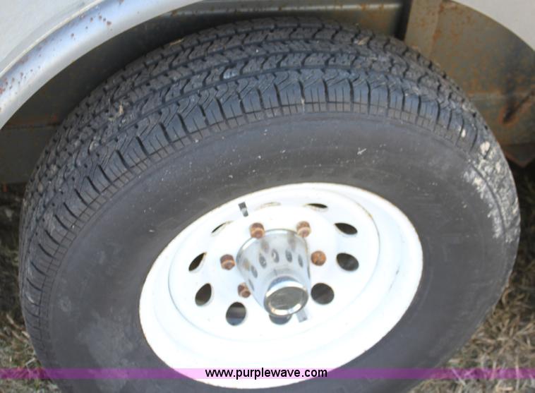 image for item B8560 1998 WW 18' tandem axle livestock trailer