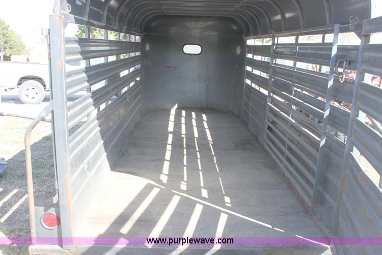 image for item B8560 1998 WW 18' tandem axle livestock trailer