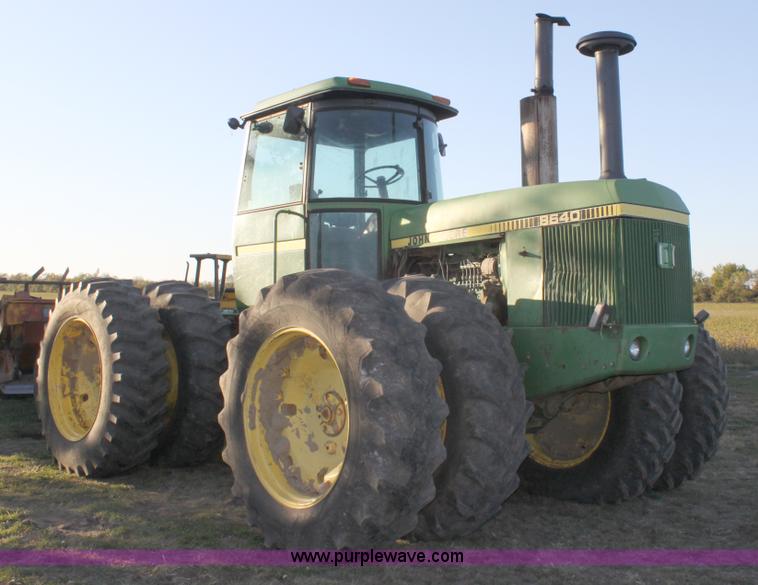 image for item B8580 1982 John Deere 8630 4WD tractor