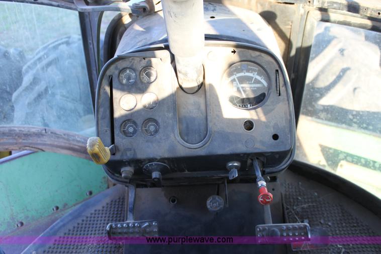 image for item B8580 1982 John Deere 8630 4WD tractor