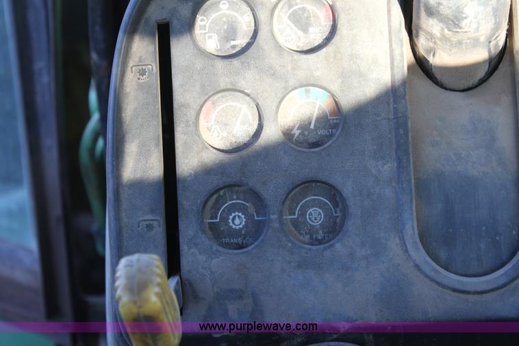 image for item B8580 1982 John Deere 8630 4WD tractor