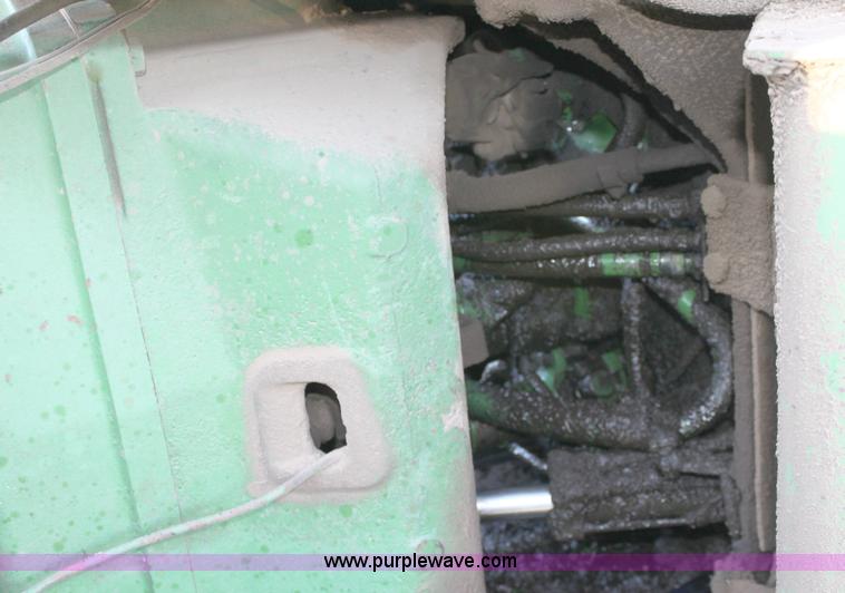 image for item B8580 1982 John Deere 8630 4WD tractor