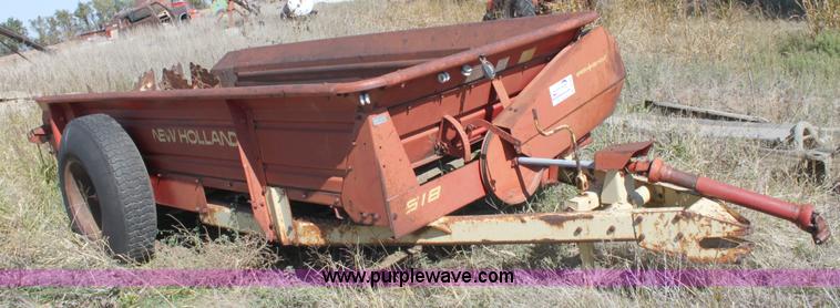 image for item B8584 New Holland 518 manure spreader