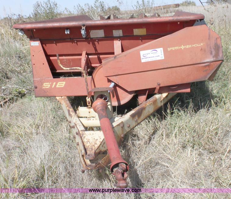image for item B8584 New Holland 518 manure spreader