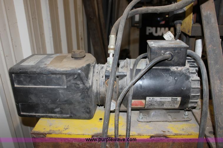 image for item B8585 Collocrimp T400 hydraulic hose crimper