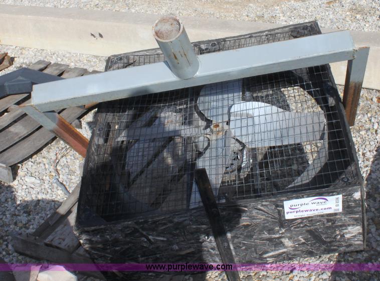 image for item B8596 Fan