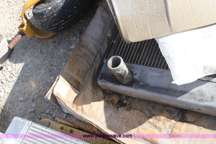 image for item B8598 Aluminum radiators