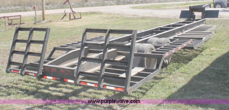 image for item B8627 1982 shop built combine/tractor/grain cart trailer